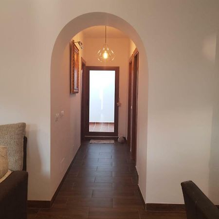 7 Calle San Miguel Маро Екстериор снимка